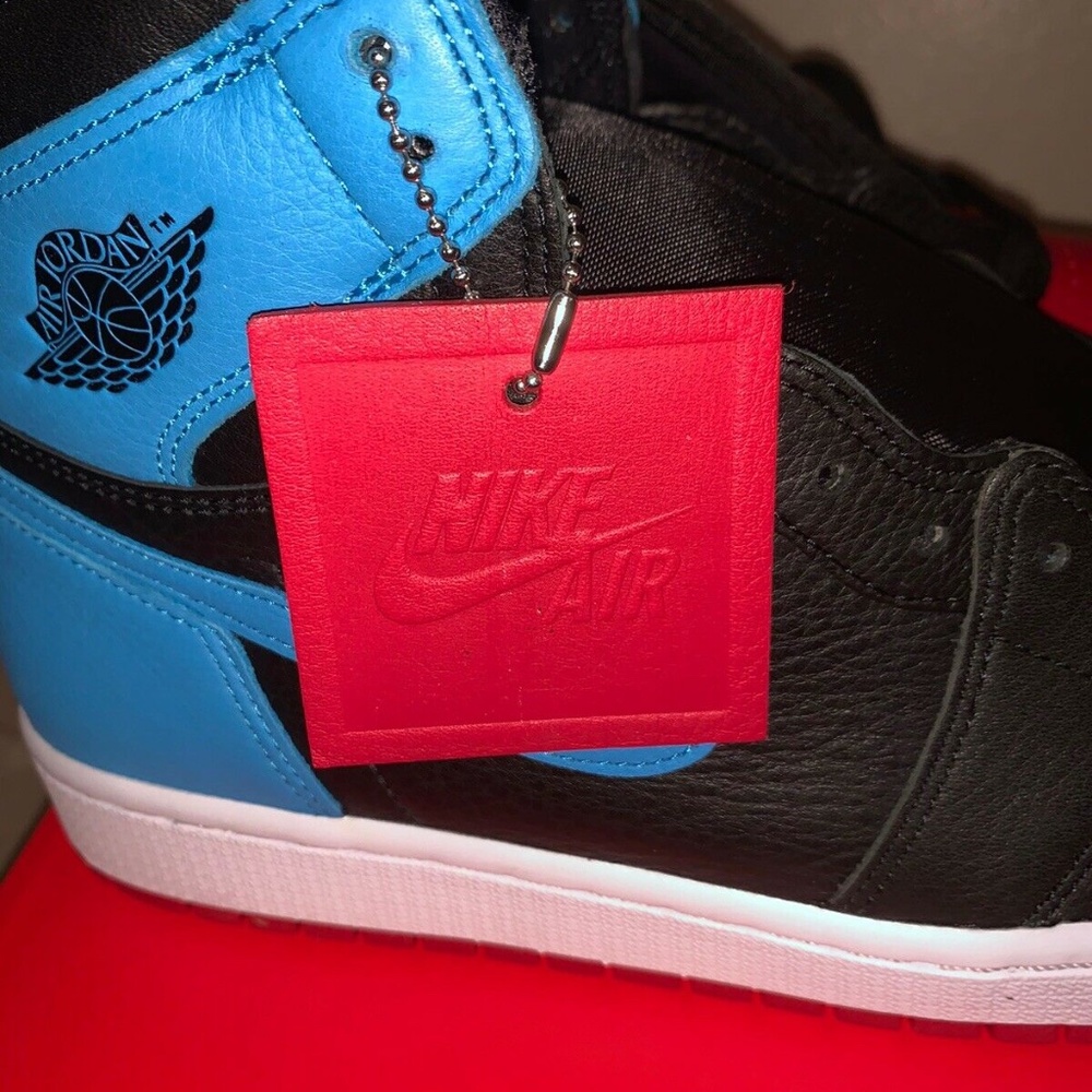 Jordan 1 High OG UNC to CHI(Size 13 m/14.5 w) - Picture 4 of 8